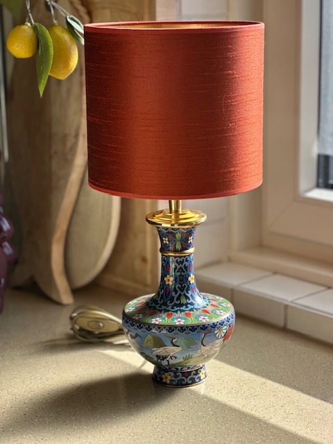 Cloisonne lamp met kap